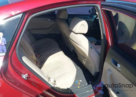 2016 Hyundai Sonata Se z USA, uszkodzony, nr VIN 5NPE24AF6GH271247